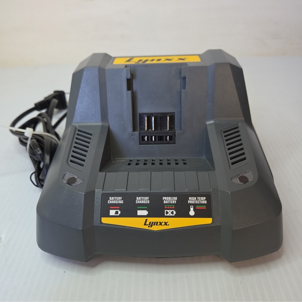 Lynxx Li-ion Battery Charger 40V 36VDC/3.3A 120VAC 60Hz Genuine Tested